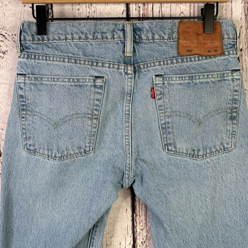 Levi’s Men’s 510 Skinny Fit Jeans 29x30 (Inseam Measures 28”) Light-Medium‎ Wash